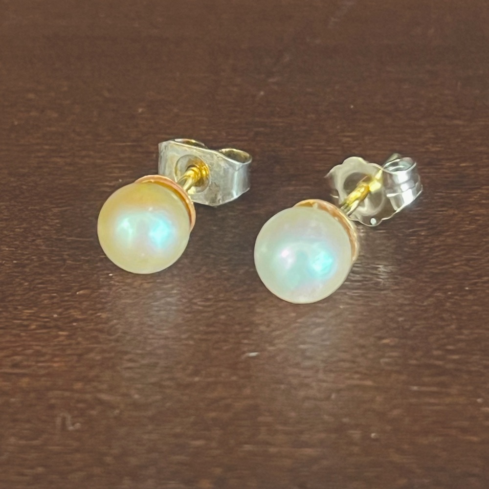 Genuine pearls